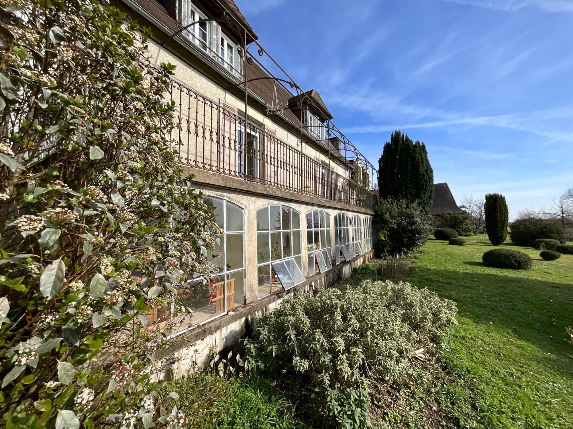 Maison De La Source Genis ภายนอก รูปภาพ