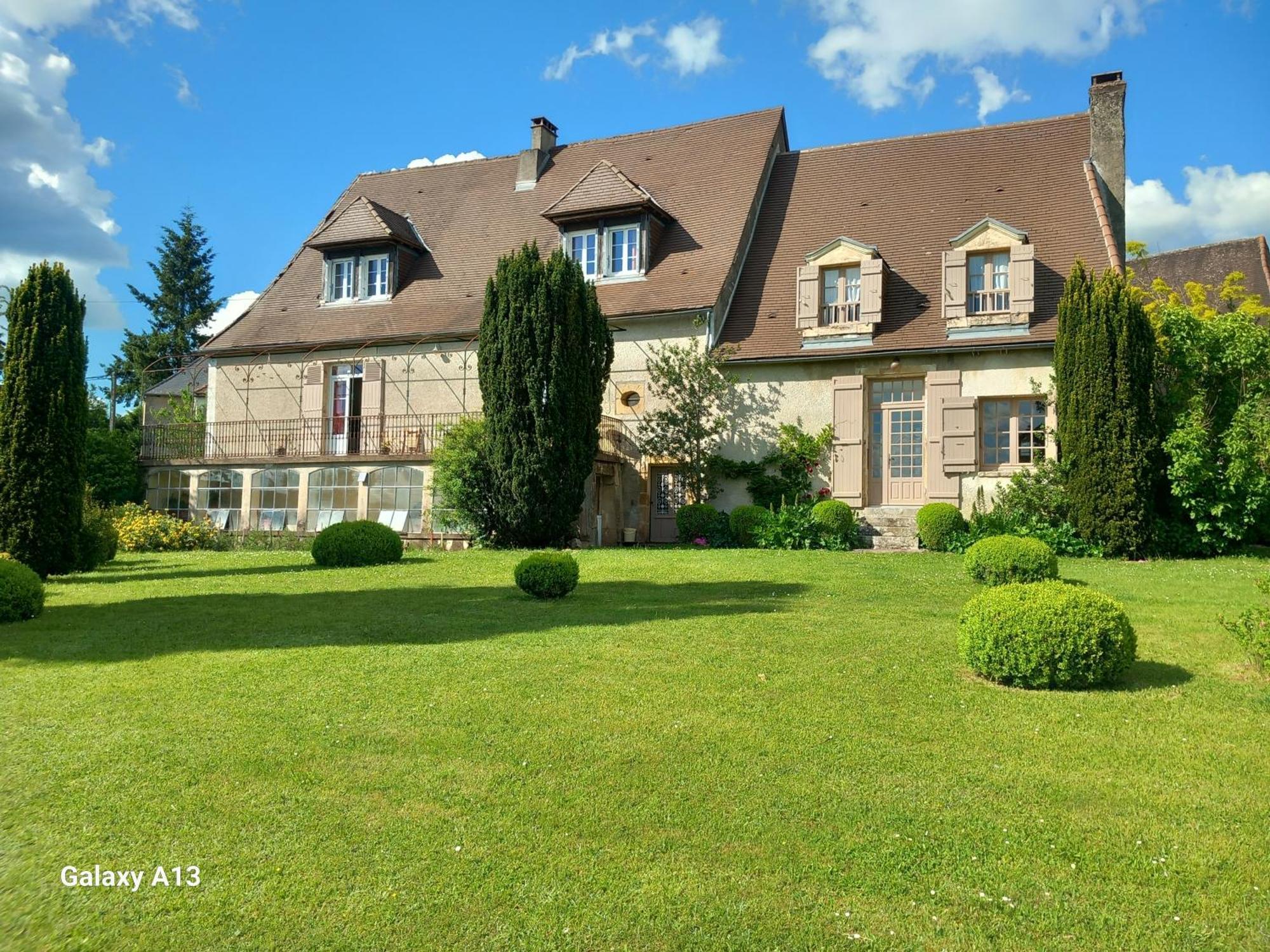 Maison De La Source Genis ภายนอก รูปภาพ
